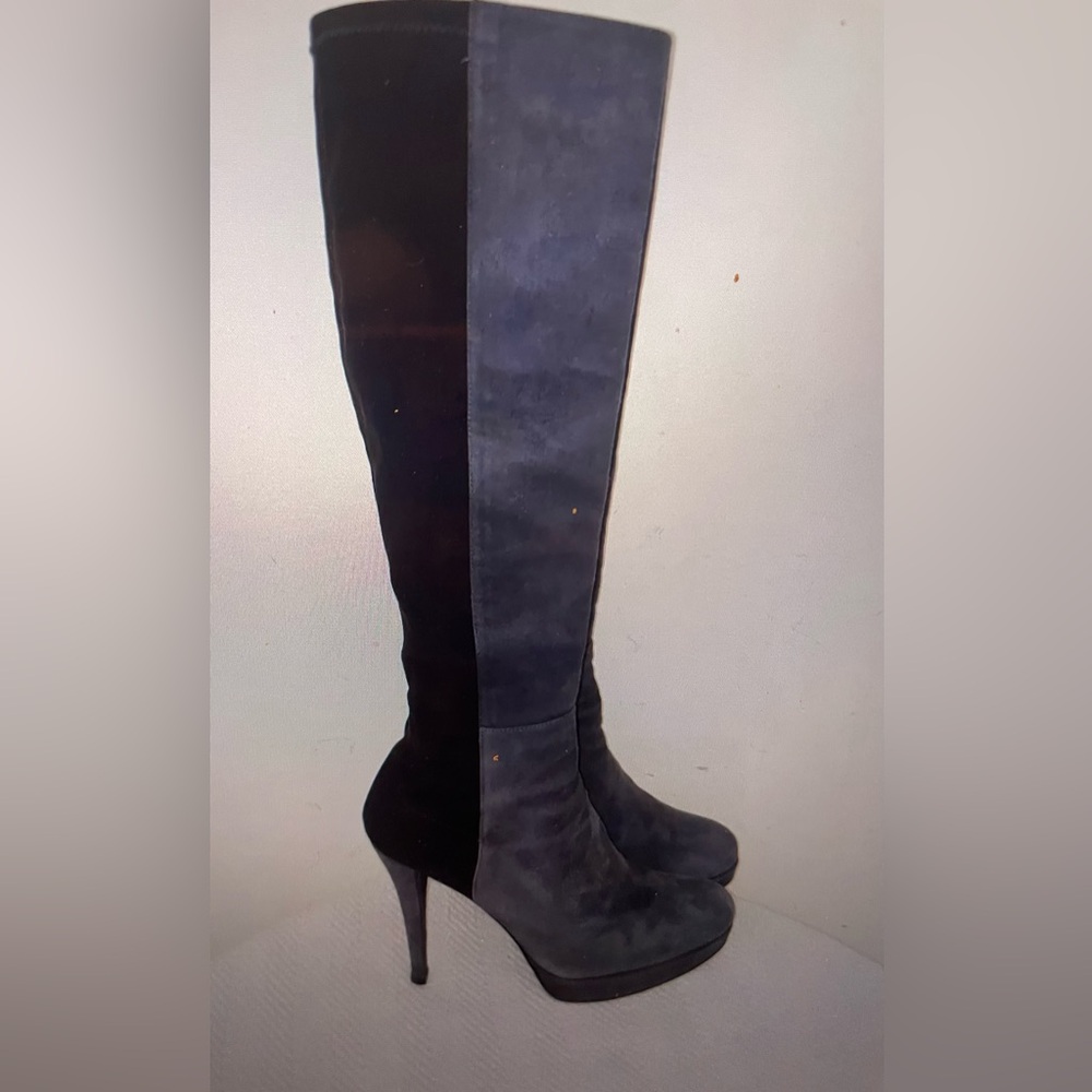 Stuart Weitzman knee high platform boots/Gray Suede/ Black satin/ stretch Size 7